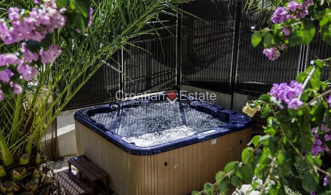 croatia-brac-apartment-house-sea-view-sale(111)