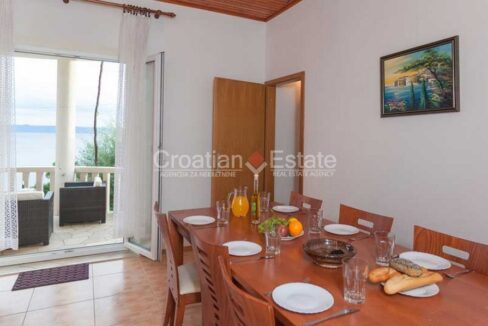 croatia-brac-beachfront-villa-pool-sale(110)