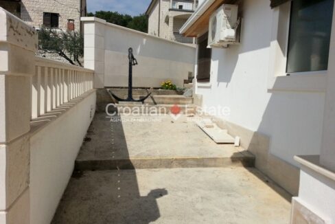 croatia-brac-house-sea-view-sale(103)