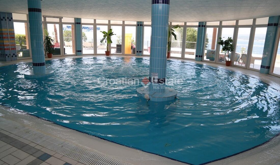 croatia-crikvenica-hotel-seafront-sea-view-sale(110)