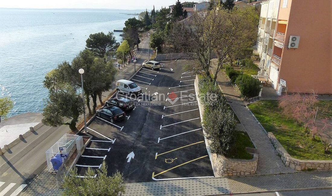 croatia-crikvenica-hotel-seafront-sea-view-sale(113)
